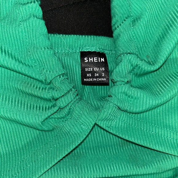 SHEIN Vibrant Green Halter Dress - Picture 3 of 3